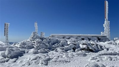 موجة برد تاريخية تجتاح شمال شرق الولايات المتحدة (فيديو)