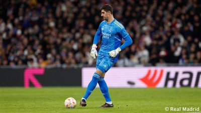 موقف تيبو كورتوا من المشاركة ضد الأهلي في نصف نهائي كأس العالم للأندية