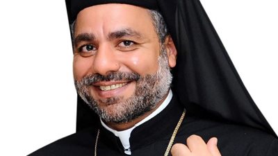 الأنبا عمانوئيل ينعي وفاة المهندس شريف إسماعيل