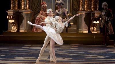 الأوبرا تتعاقد مع باليه موسكو ونجوم البولشوى والمارينسكى