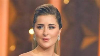 اليوم.. عائشة بن أحمد تحتفل بعيد ميلادها