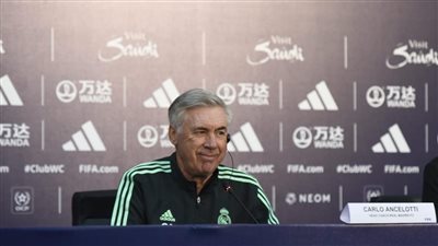 قبل مواجهة الأهلي.. أنشيلوتي يدافع عن فينيسيوس ويهاجم كرة القدم الإسبانية