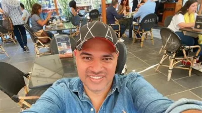 خالد تاج الدين عن عمرو دياب 