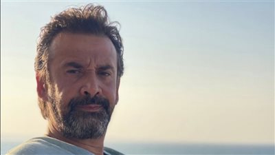 كريم عبدالعزيز يدعي لضحايا سوريا وتركيا..فماذا قال؟