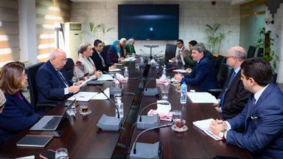 وزيرة البيئة تناقش مع مدير بنك الاستثمار الأوروبي التعاون المشترك
