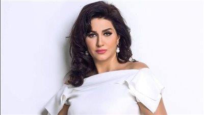 وفاء عامر تطلب الدعاء للفنانة شيرين الطحان وتعلق: 