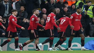 مانشستر يونايتد يضرب ليدز بثنائية نظيفة ويقتنص وصافة الدوري الإنجليزي