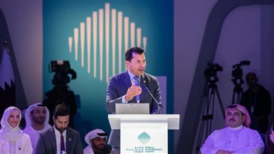 وزير الشباب يبحث التعاون مع نظيره التونسي 