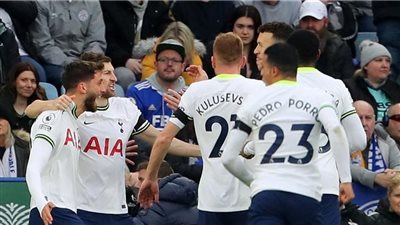 توتنهام يعلن إصابة لاعبه بالرباط الصليبي