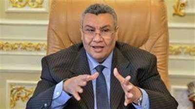 النائب مصطفى سالم: سوهاج بها 100 مدرسة لا يصلها إنترنت أو اتصالات