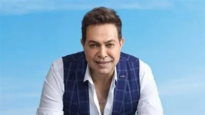  الموت يفجع الفنان حكيم 