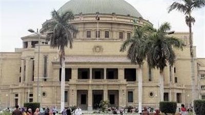 كلية تجارة جامعة القاهرة تأهل الطلاب لسوق العمل