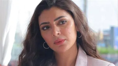 بسمة داوود تنقذ ابنة محمد فراج من والدتها في مسلسل 