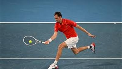 مدفيديف الروسي يتخطى الدور الثاني لبطولة روتردام الهولندية