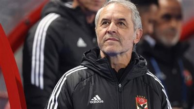 هروبا من دكة كولر.. حقيقة رحيل محترف الأهلي الجديد