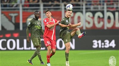 جيرو يرأس الهجوم مع لياو.. تشكيل ميلان المتوقع لمواجهة مونزا اليوم في الدوري الإيطالي