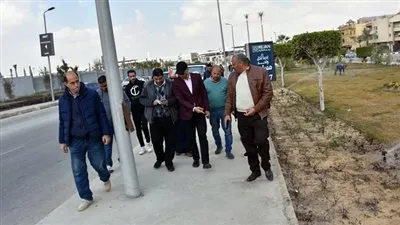 رئيس جهاز مدينة القاهرة الجديدة يواصل جولاته التفقدية بأحياء التجمع الخامس بالمدينة