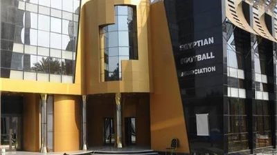 عاجل.. ساعات فاصلة تحسم أزمة قيد صفقات الزمالك