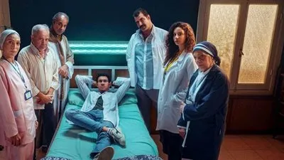 بعد تصدره التريند.. تعرف على قصة مسلسل بالطو