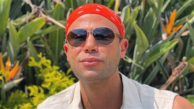 محمد إمام يحلق خارج السرب بجناحي الدراما والسينما