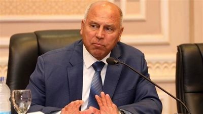 وزير النقل لـ المصريين: 