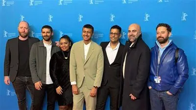 بحضور صُناع الفيلم وعدد من الشخصيات العامة إشادات وتصفيق حار لفيلم المرهقون في عرضه الأول بـمهرجان برلين السينمائي الدولي