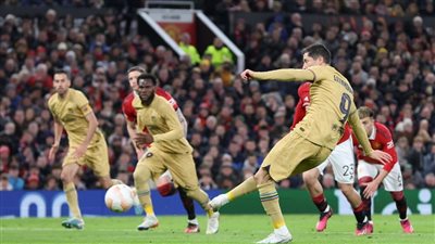 عاجل.. ليفاندوفسكي يسجل هدف برشلونة الأول أمام مانشستر يونايتد 