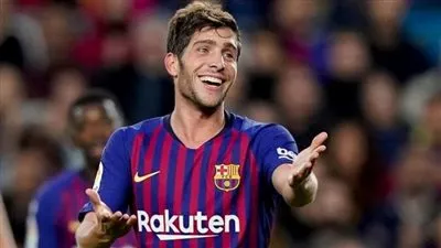 تطورات جديدة في تجديد عقد روبرتو مع برشلونة