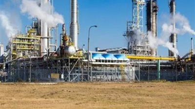  أستاذ يوضح أهمية الحوافز التي أعلنها الرئيس لمشروعات الصناعة (فيديو)