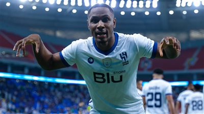 عاجل.. إيجالو يسجل هدف الهلال الثاني في شباك الدحيل 