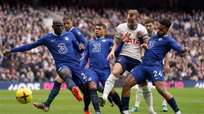تشيلسي يواصل مسلسل الخسائر ويسقط أمام توتنهام في الدوري الإنجليزي