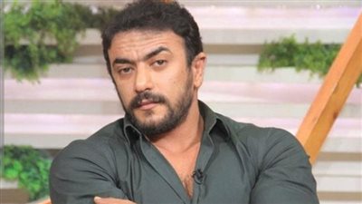 أحمد العوضي يرد على منتقديه بسبب استخدام 