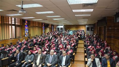 رئيس جامعة القاهرة: الهوية الوطنية المصرية فريدة في تكوينها 