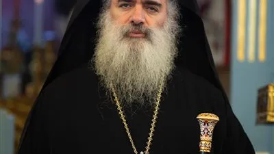 المطران عطا الله حنا: الصوم ليس فقط انقطاعا عن الطعام أو الشراب