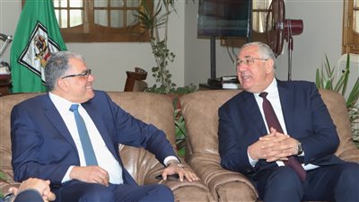 وزير الزراعة يستعرض محاور تنفيذ استراتيجية التنمية الزراعية المستدامة في ندوة بـ 