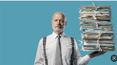 خبير: البيروقراطية في مصر لا زالت عائقًا أمام التنمية 