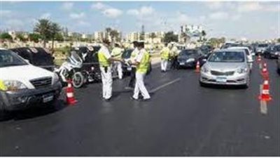 حملات مرورية مكثفة بالقاهرة والجيزة والطرق السريعة 