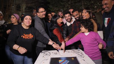 محمود الليثي ونانسي صلاح ووليد فواز يحتفلون بفيلم 