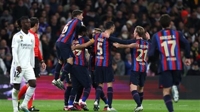 عاجل.. جافي يصف نجم ريال مدريد بـ 