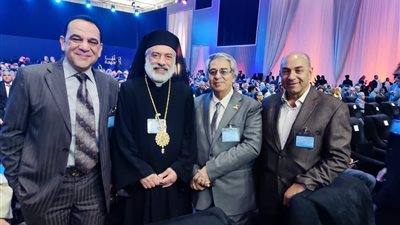 الأنبا باسيليوس يشارك في استقبال الرئيس السيسي بالمنيا