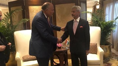 تفاصيل لقاء وزير الخارجية ونظيره الهندي