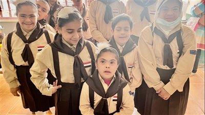 بالتعاون مع 