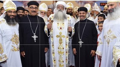 الأنبا تكلا يترأس رسامة اثنين من الكهنة الجدد بإيبارشية دشنا