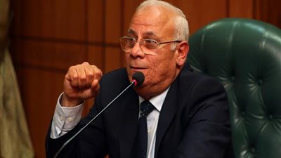 الغضبان: تطبيق منظومة التأمين الصحي الشامل 