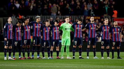 باريس سان جيرمان يسعى لخطف نجم برشلونة