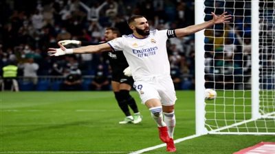 عاجل.. عملاق سعودى يقترب من التعاقد مع بنزيما مقابل مبلغ مالى ضخم