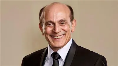 محمد صبحي بحفل توزيع جوائز كأس إنرجي للدراما: استعد لعمل مسرحي جديد