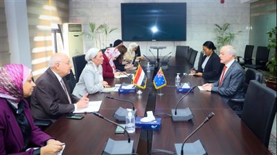 وزيرة البيئة تناقش مع السفير الأسترالي التعاون الثنائي في عدد من الملفات 