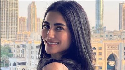 ولاء الشريف تشارك متابعيها بأحدث إطلالة 