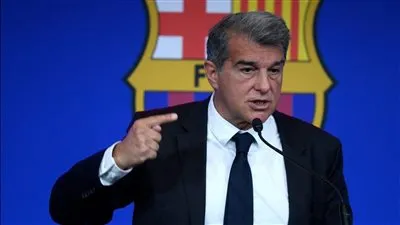 عاجل.. لابورتا يرد بقوة على رشوة برشلونة للحكام